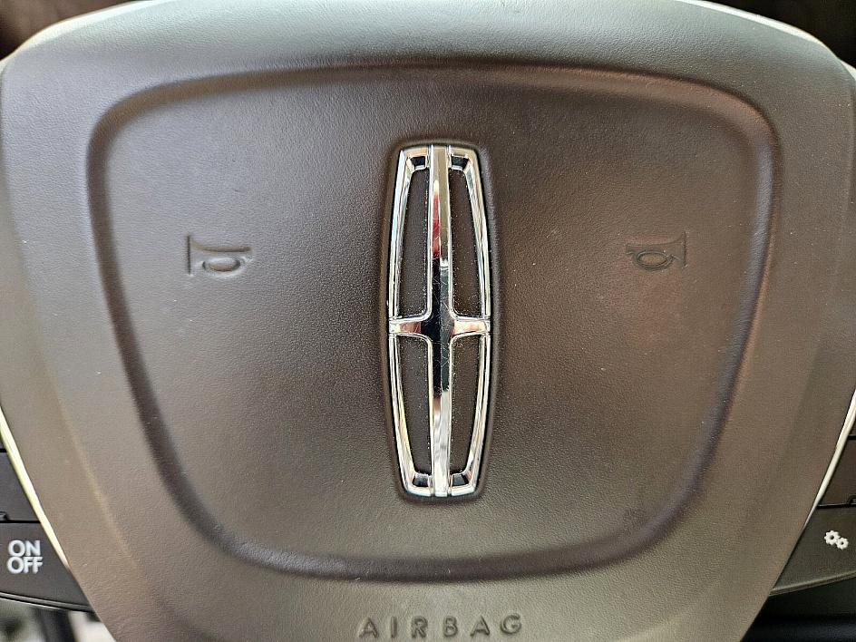 2020 Lincoln Navigator Reserve photo 25