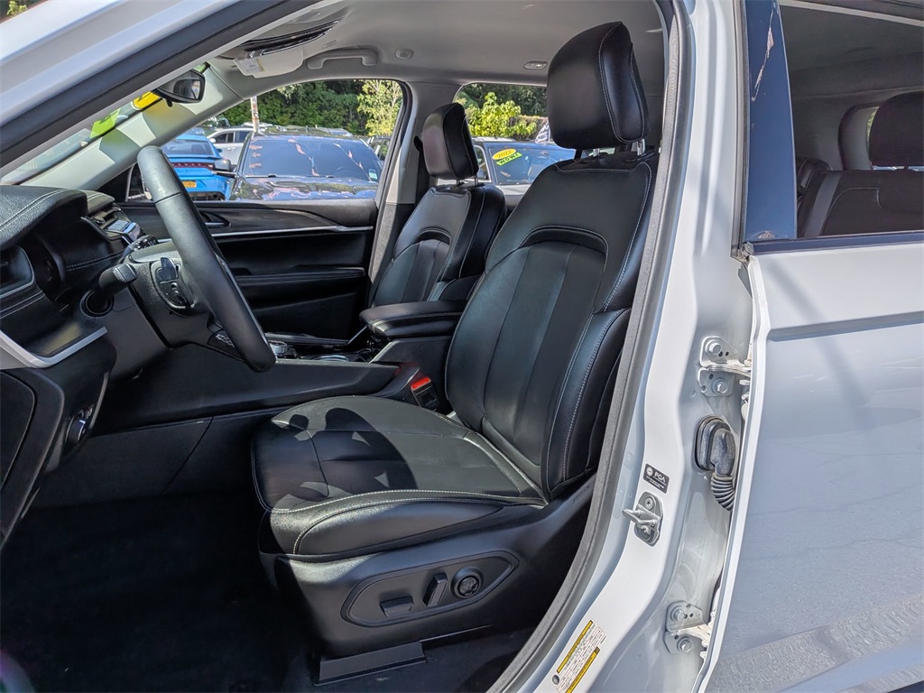 2023 Jeep Grand Cherokee Limited photo 19