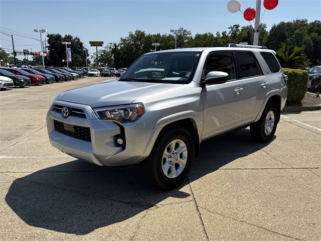2024 Toyota 4Runner SR5 photo 7