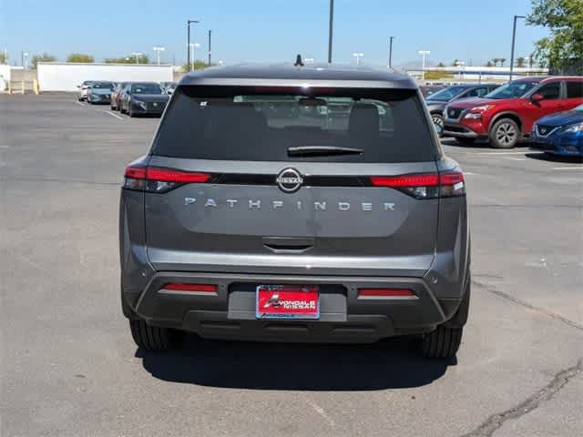 2024 Nissan Pathfinder S photo 5