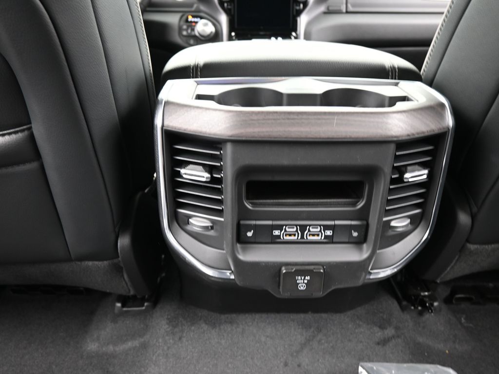 2025 Ram 1500 Laramie photo 27