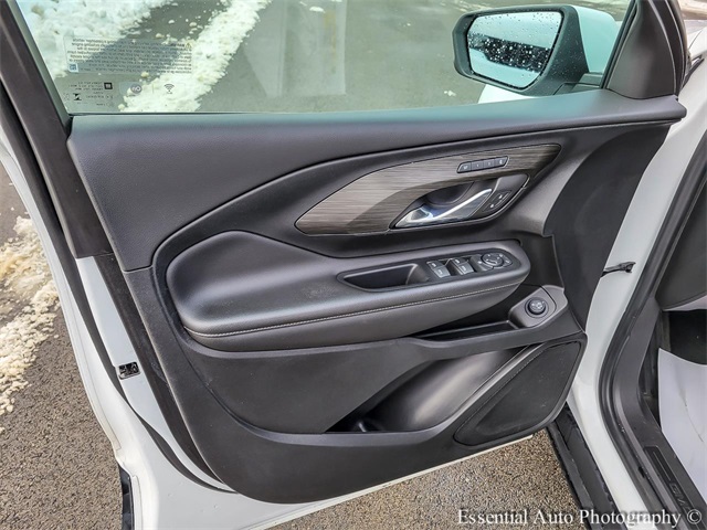 2023 GMC TERRAIN - Image 25