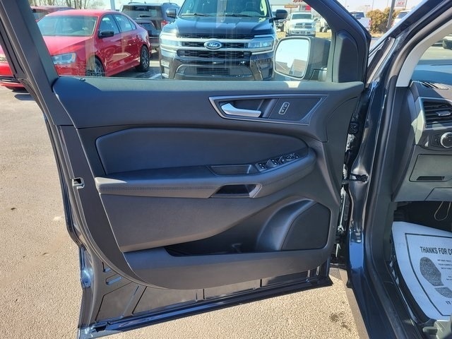 2024 Ford Edge SE photo 16