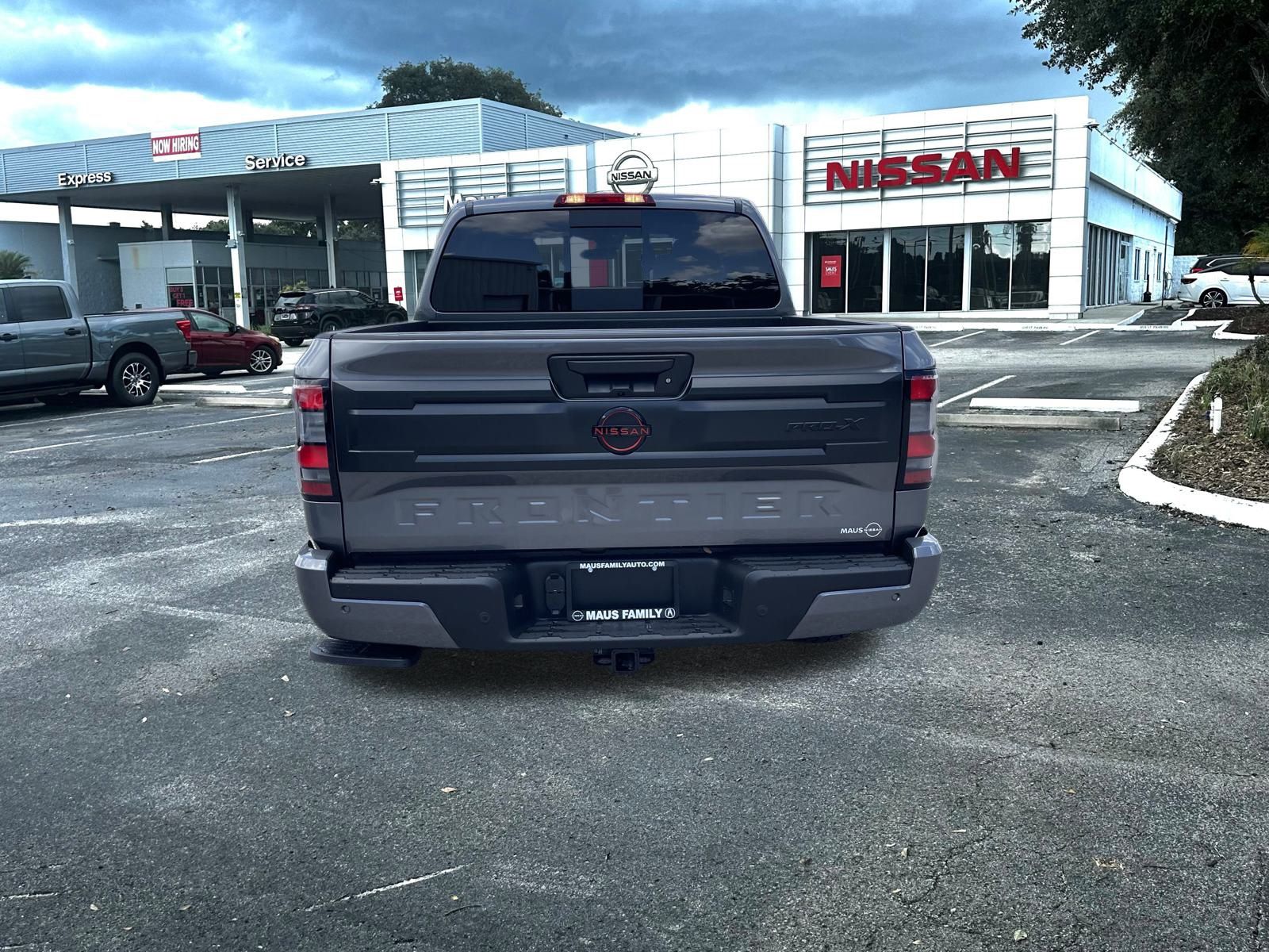 2025 Nissan Frontier PRO-X photo 3