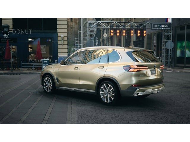 2026 Bmw X5 xDrive50e photo 2