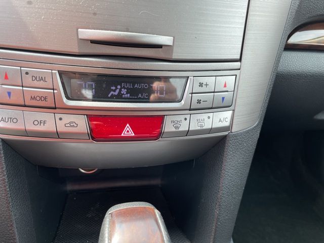 2013 Subaru Legacy 3.6R Limited photo 15