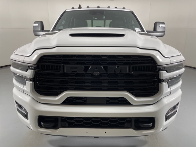 2025 Ram 3500 Limited photo 3