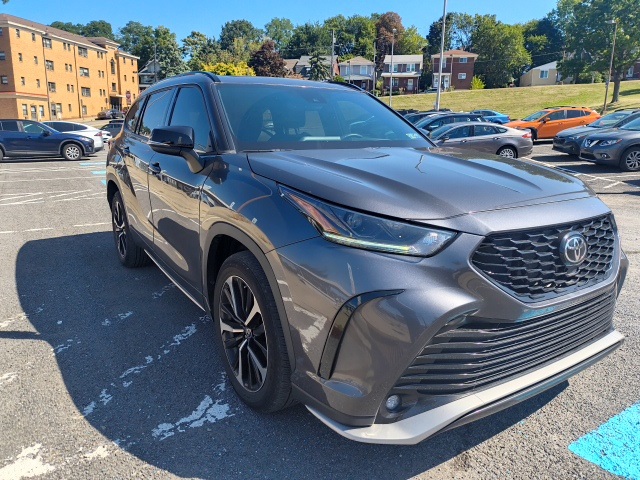 2022 Toyota Highlander XSE photo 4