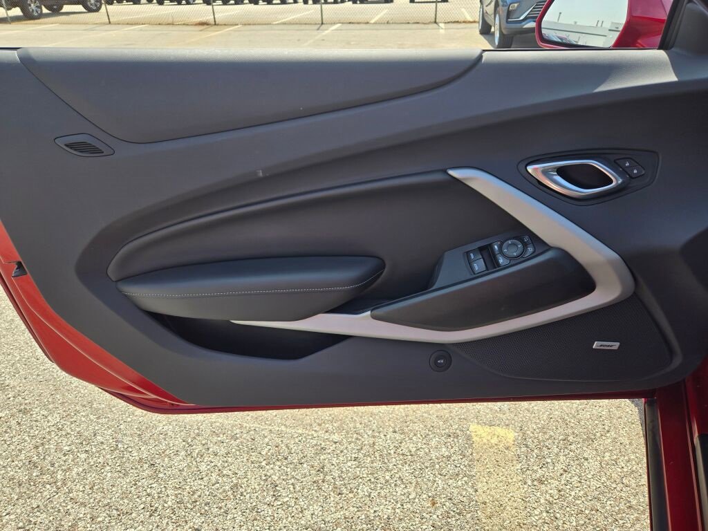 2023 Chevrolet Camaro 2LT photo 16