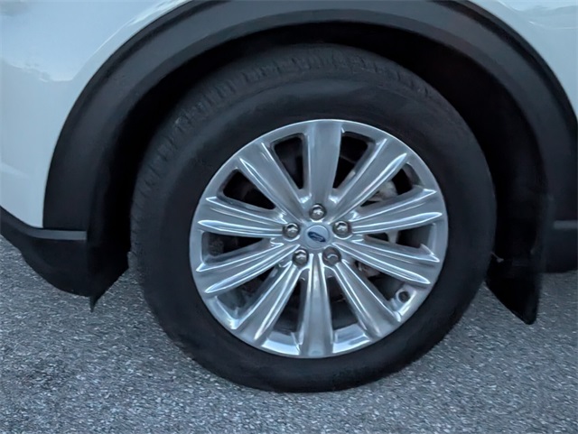 2023 Ford Explorer Limited photo 5