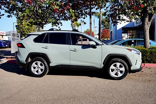 Used 2021 Gray Toyota XLE image 6