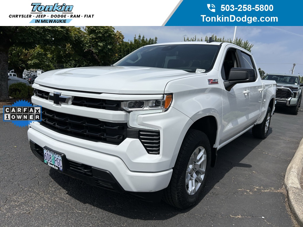 2023 Chevrolet Silverado 1500 RST photo 3