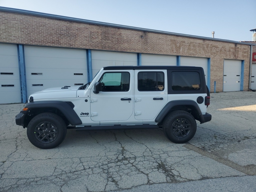 2025 Jeep Wrangler Sport S photo 4