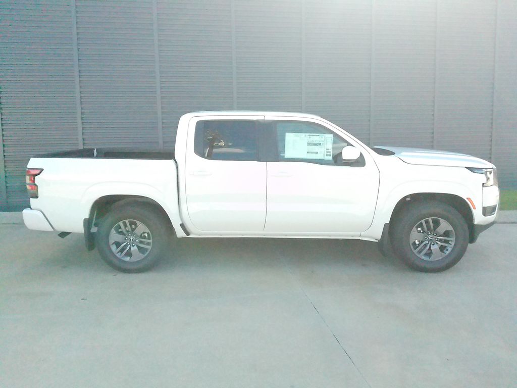 2026 Nissan Frontier Crew Cab PRO-4X photo 2