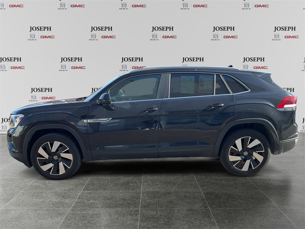 2024 Volkswagen Atlas Cross Sport SE Technology photo 4