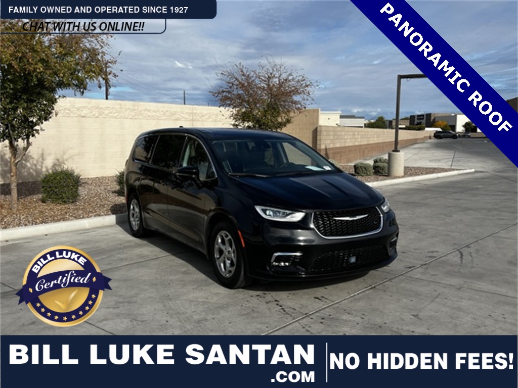 2024 Chrysler Pacifica Limited's photo