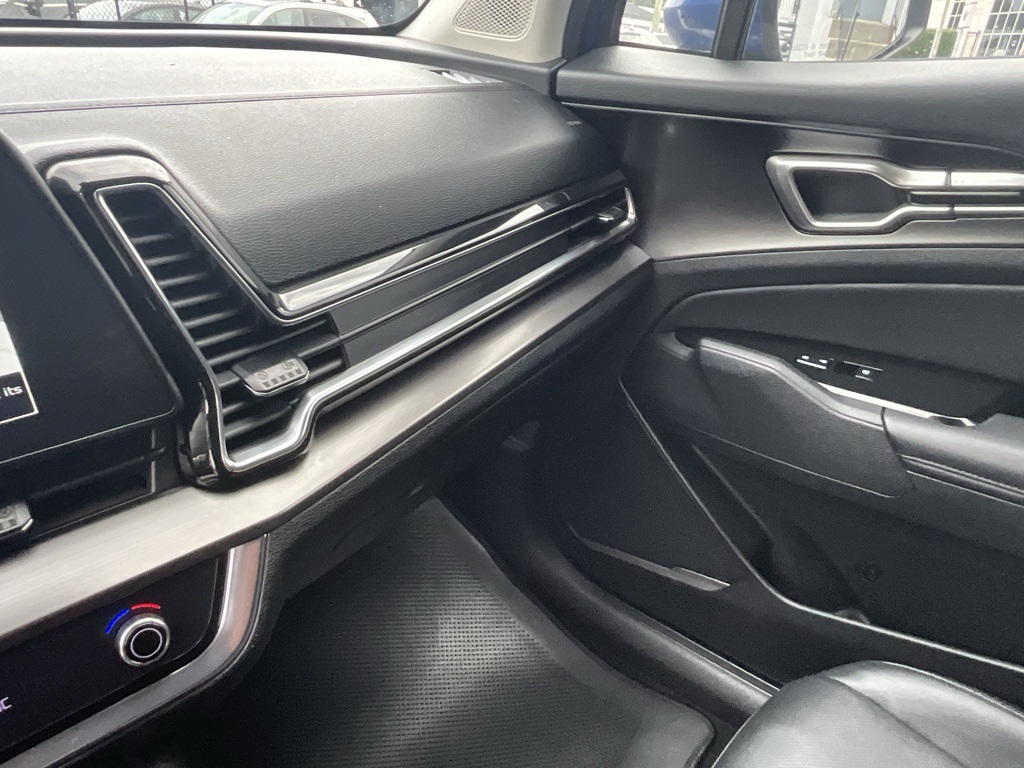 2023 Kia Sportage EX photo 16
