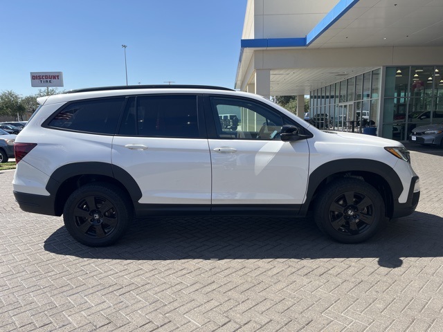 2022 Honda Pilot TrailSport photo 4
