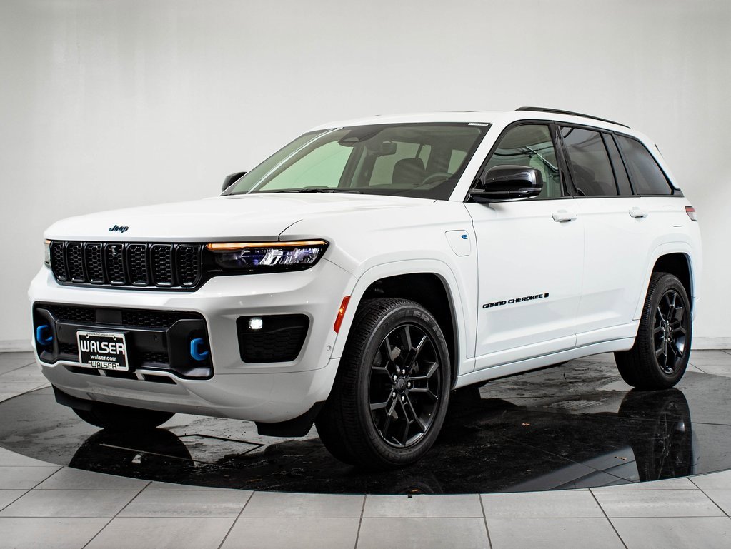 2023 Jeep Grand Cherokee 30th Anniversary 4xe's photo