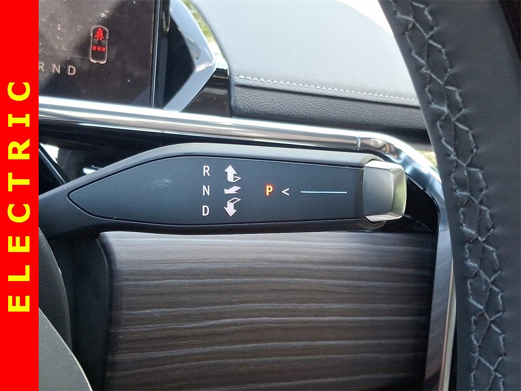 2025 Gmc Sierra EV Denali photo 7
