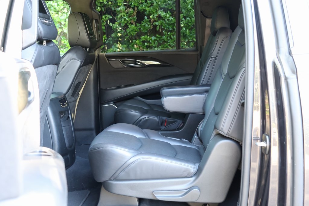 2017 Cadillac Escalade ESV Platinum photo 22