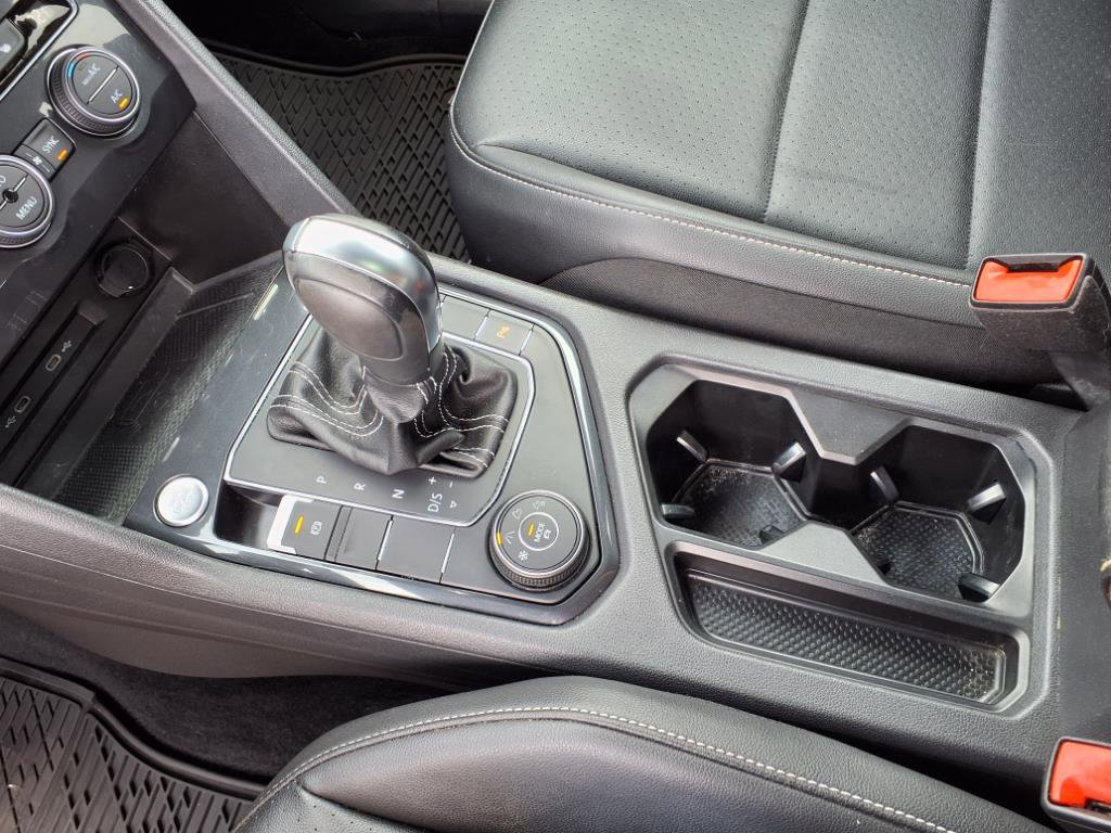 2021 Volkswagen Tiguan SE R-Line Black photo 11