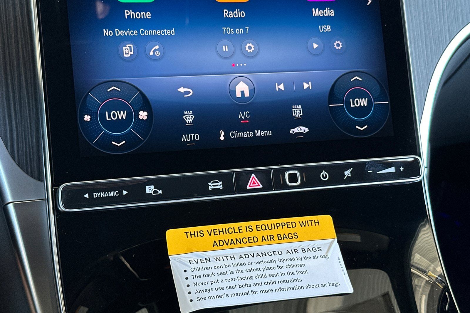 2026 Mercedes Benz GLC 300 photo 15