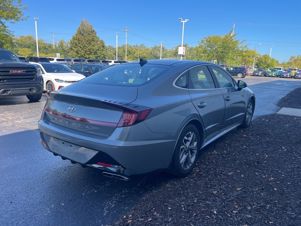 2022 Hyundai Sonata SEL Convenience N Line photo 3