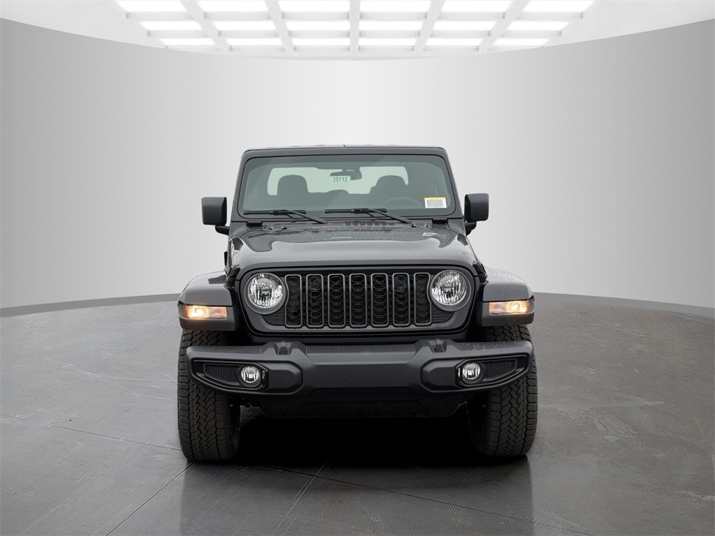 2025 Jeep Gladiator Sport photo 2