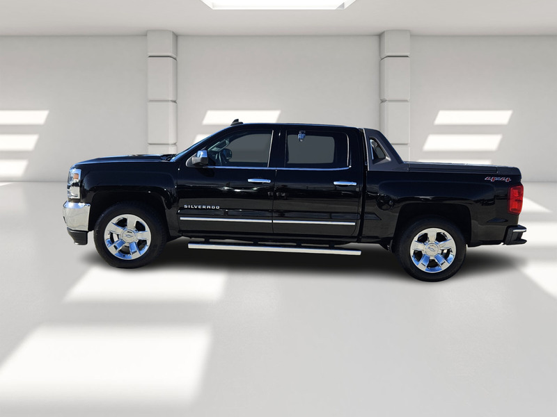 2017 Chevrolet Silverado 1500 LTZ photo 2