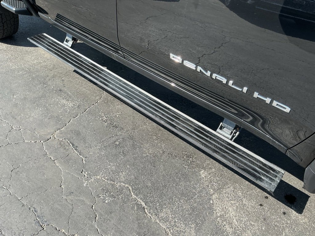 2022 Gmc Sierra 2500 HD Denali photo 23