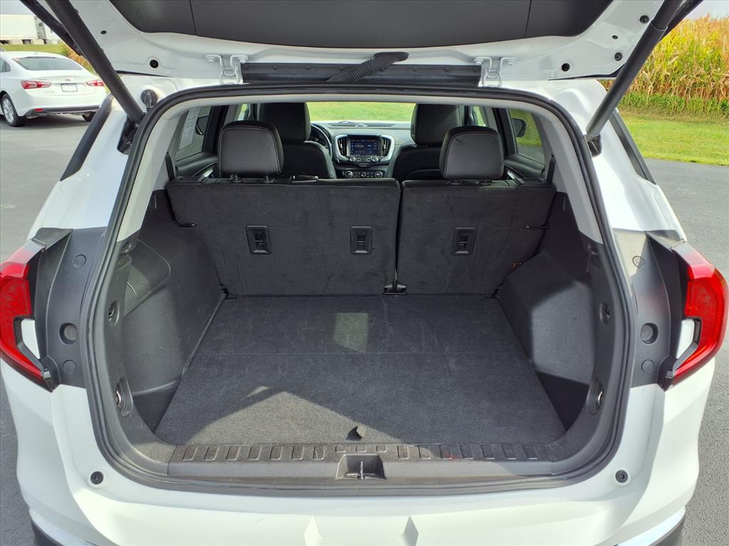 2024 Gmc Terrain SLT photo 11