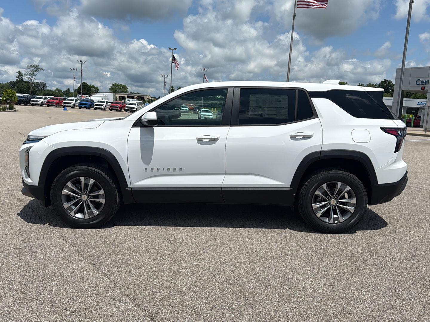 2026 Chevrolet Equinox LT photo 3