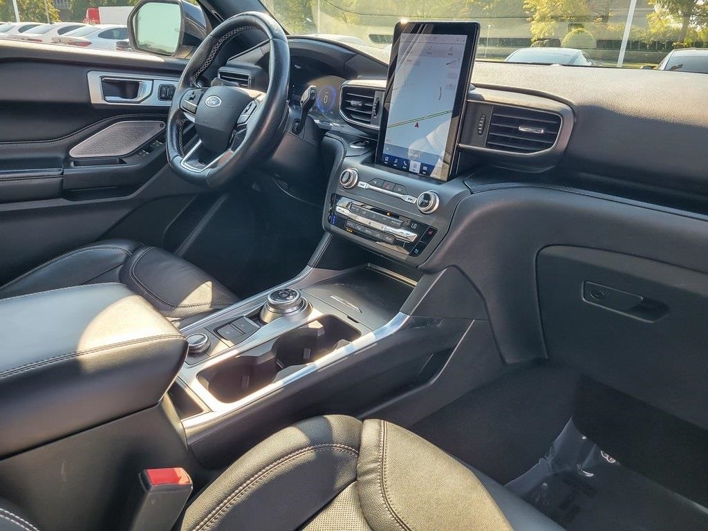 2020 Ford Explorer ST photo 23