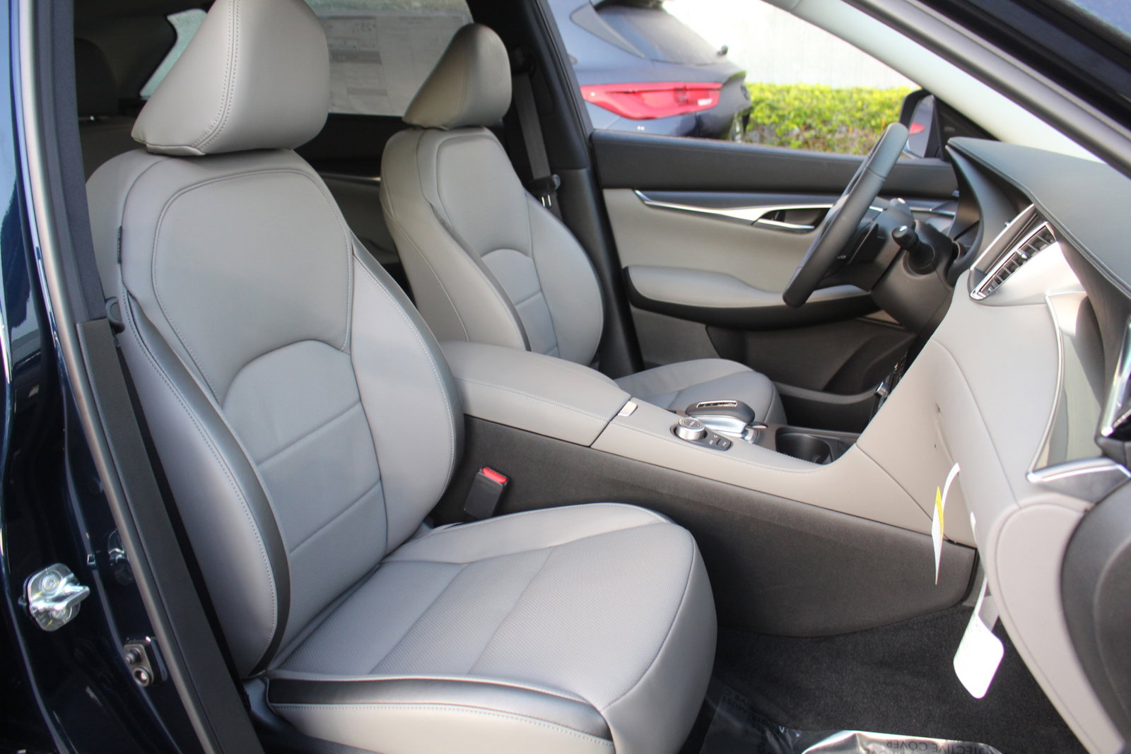 2025 Infiniti QX50 Luxe photo 20