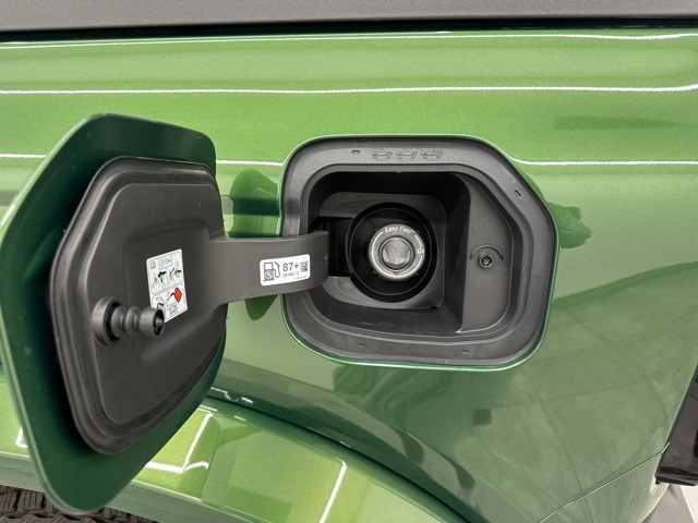2025 Ford Bronco Outer Banks photo 32