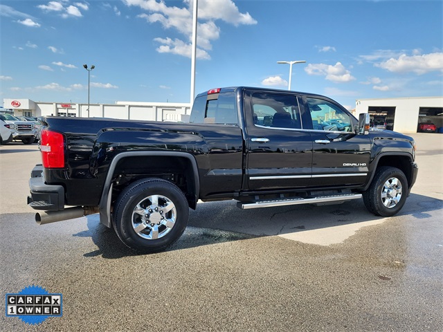 2019 Gmc Sierra 3500 HD Denali photo 2