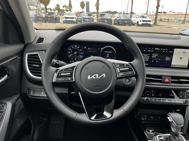 2026 Kia Seltos EX photo 7