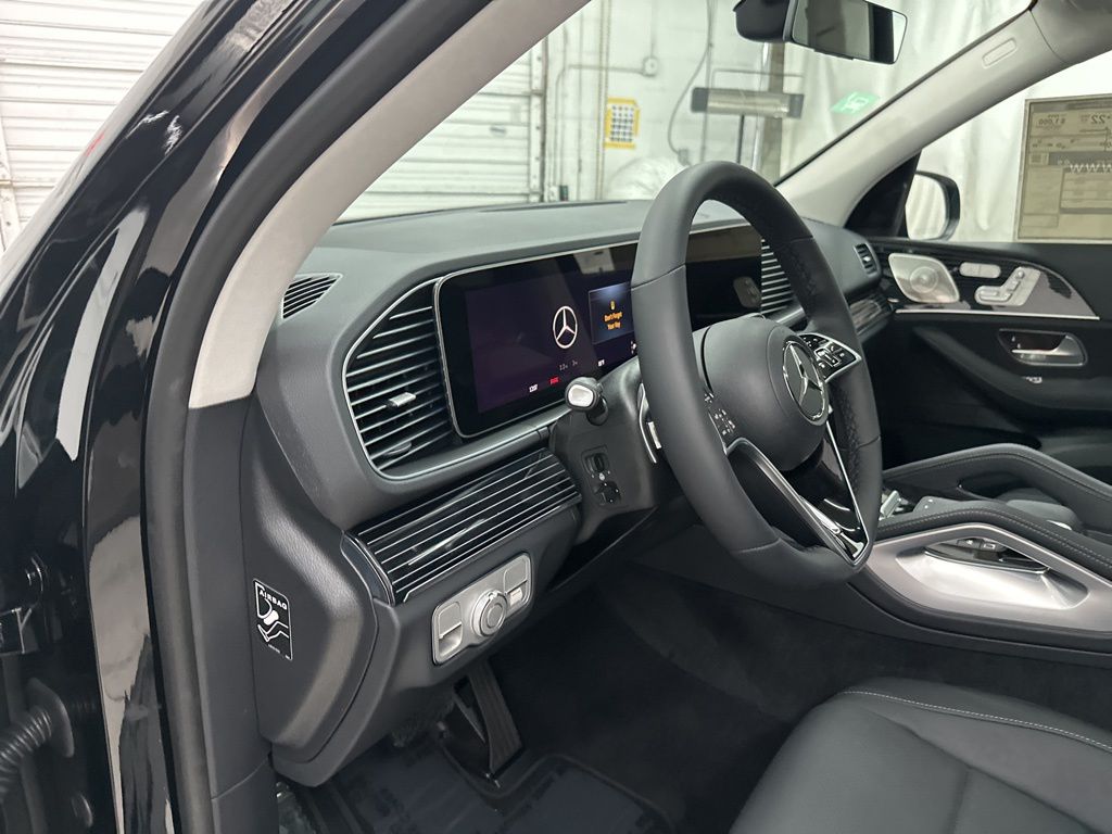 2026 Mercedes Benz GLE 450e 4MATIC photo 6