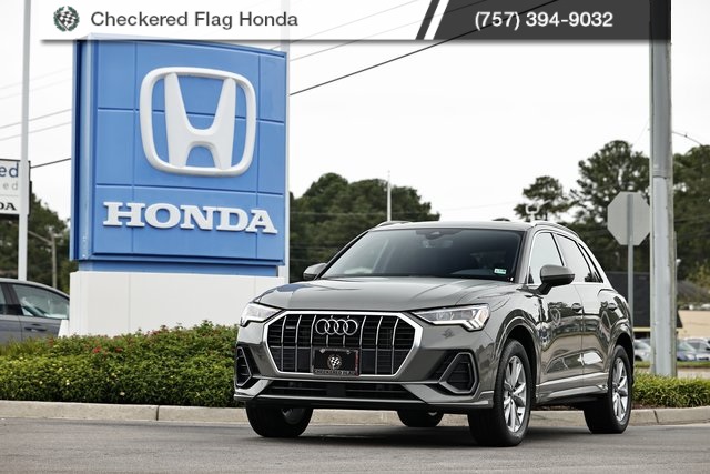 2024 Audi Q3 S Line Premium's photo