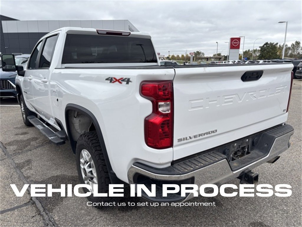 2024 Chevrolet Silverado 2500HD LT photo 4