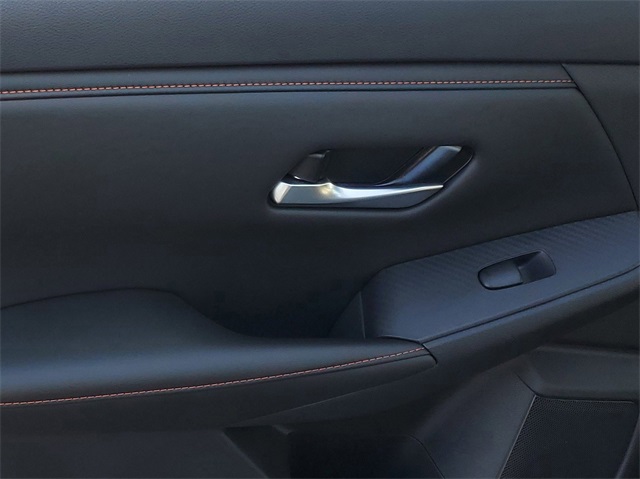 2025 Nissan Sentra SR photo 25