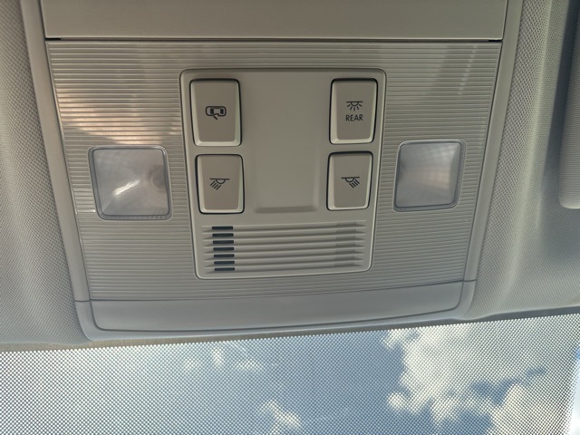 2022 Volkswagen Taos SE photo 11