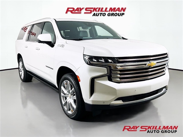2023 Chevrolet Suburban High Country's photo