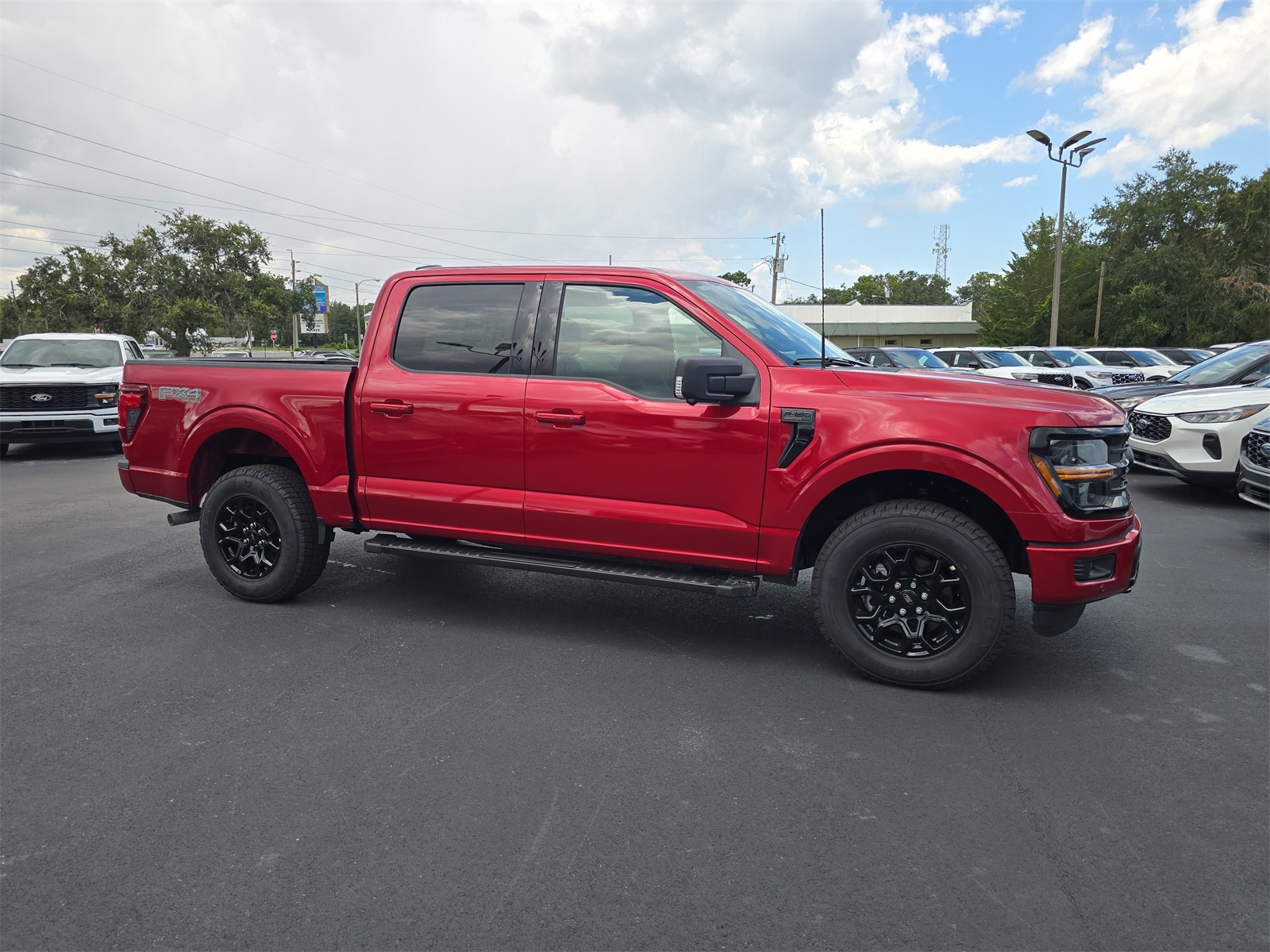 2025 Ford F-150 XLT photo 2