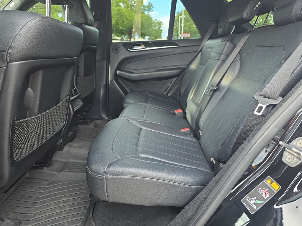 2019 Mercedes Benz GLE 400 4MATIC photo 16
