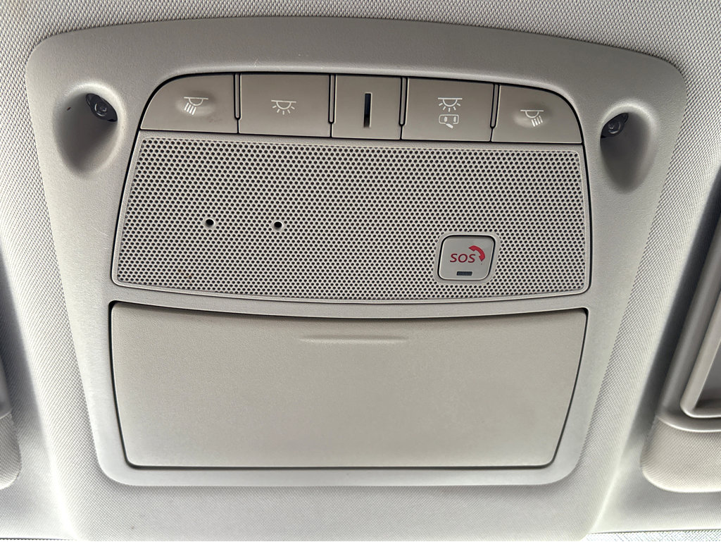 2019 Nissan Armada SV photo 30