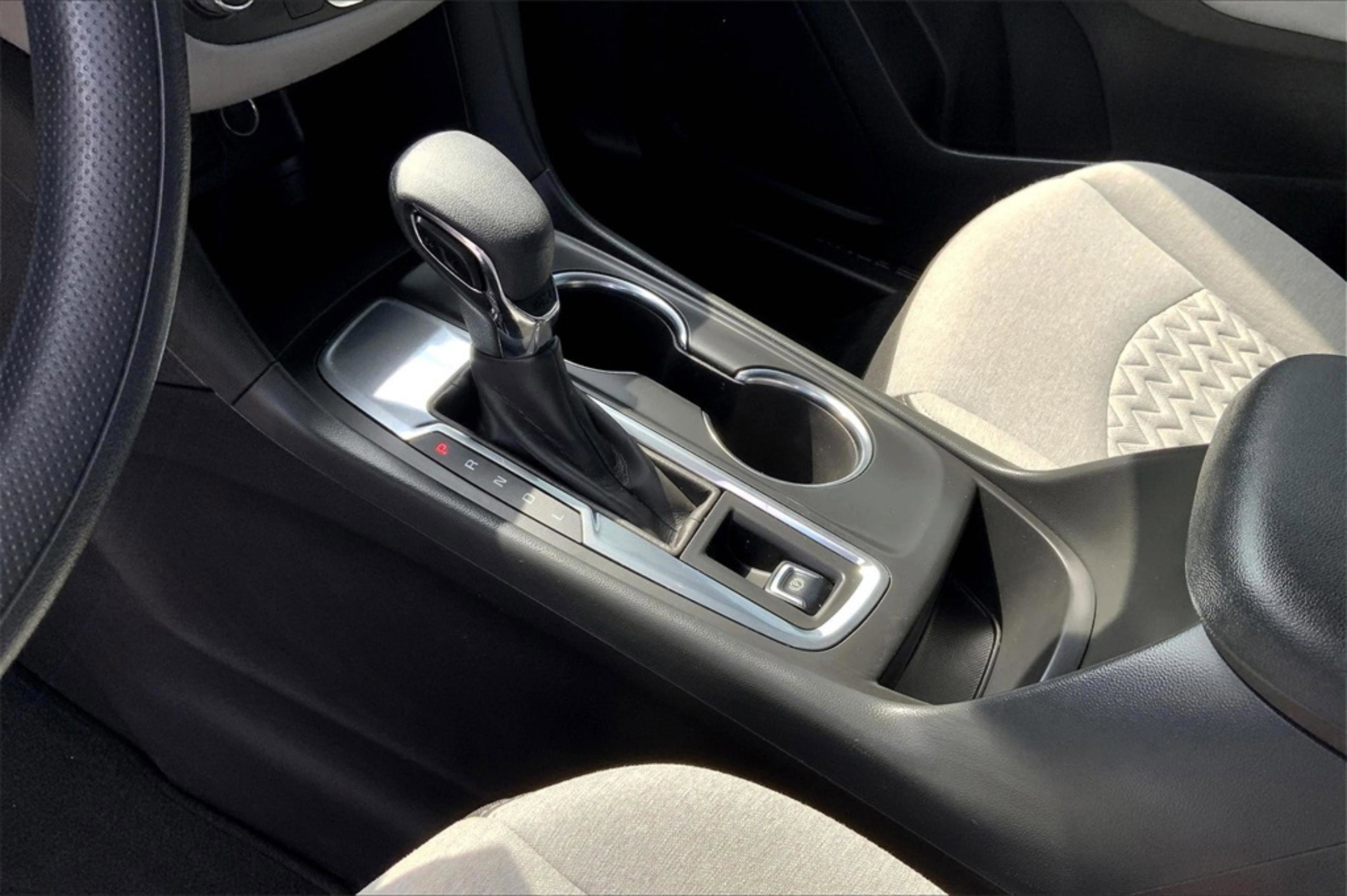 2024 Chevrolet Equinox LS photo 14