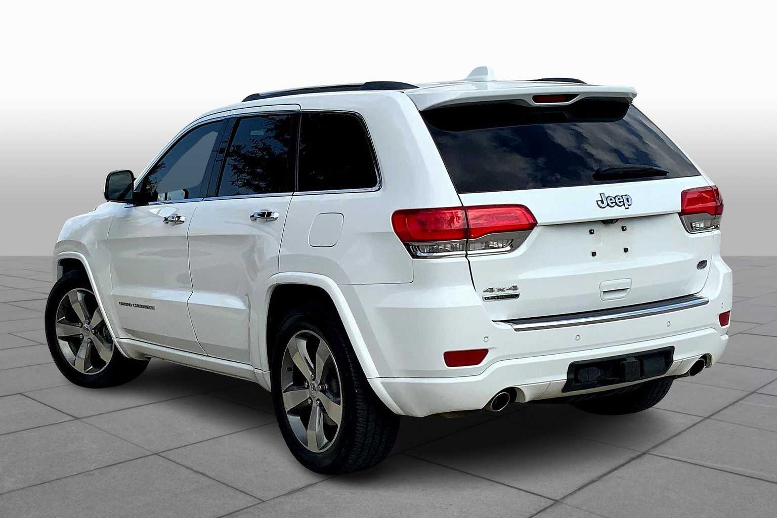2015 Jeep Grand Cherokee Overland photo 8