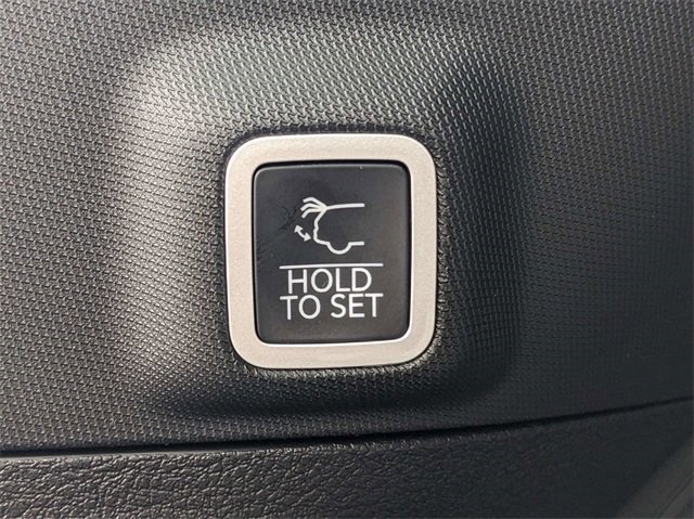 2024 Jeep Cherokee Limited 4xe photo 14